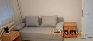 Izdajem jednosoban stan