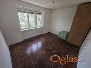 ODLIČNA PONUDA -  GARSONJERA SA ODVOJENOM KUHINJOM -UKNJIŽENA 1/1