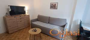 VLASNIK izdaje jednoiposoban renoviran stan 32 m² , bez agencijske provizije