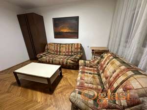 Izdaje se dvoiposoban stan na Limanu!