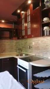 PRODAJA: Funkcionalan 3.0 Dupleks kod Železničke stanice – Odlična investicija!