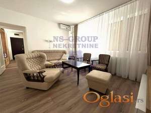 Trosoban stan od 68m2 na Limanu 1