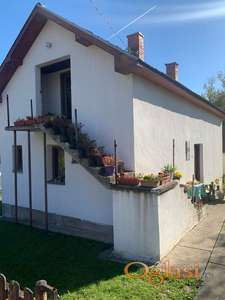 Prodajem kucu u Trbušnici-Lazarevac