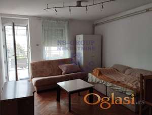 Izdaje se duplex na odličnoj lokaciji u centru grada, savršen za udoban i komforan život.