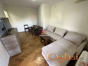 Trosoban stan - 55m2 - Centar