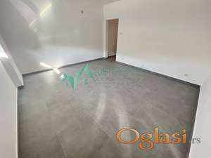 Novi Sad, Klisa - Kompletno renovirana kuća na lepoj i mirnoj lokaciji  