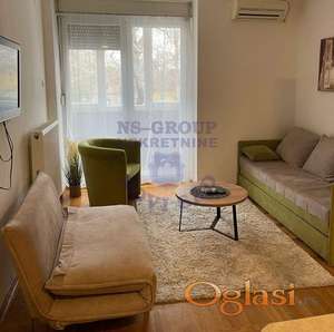 Izdaje se odlična, kompletno nameštena garsonjera površine 25m²