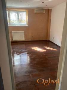 Svetao stan, Topolska, Vracar, za stanovanje/poslovni prostor