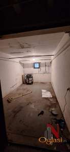 CENTAR NOVA PRIZEMNA GARAZA STRAZILOVSKA