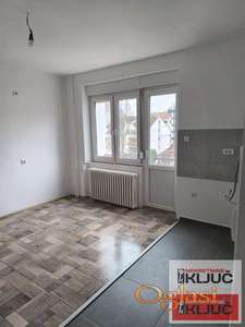 GRBAVICA, 52m2+terasa, Dvoiposoban, Renoviran