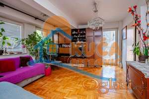 Dvosoban  stan  kod  Doma zdravlja, I  sprat, lift, 54 m2