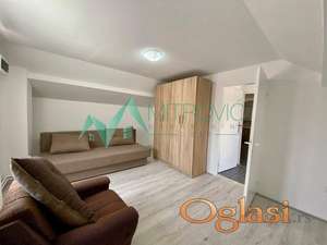 Jednoiposoban stan kod Najlon pijace, kompletno opremljen sa parking mestom 