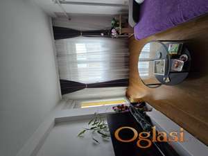 Izdajem stan na Podbari