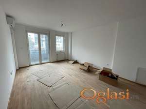 Trosoban stan 73m Bul. Evrope