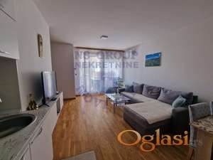 Jednoiposoban stan na fenomenalnoj lokaciji!