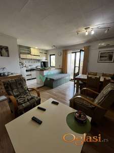 Prodaje se kuća na Veterničkoj rampi.