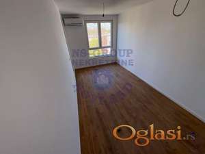 Odlična izgradnja! Četvorosoban stan na Novom Naselju!