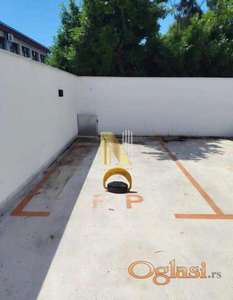 Parking 15 m², Socijalno, Masarikova, Novi Sad