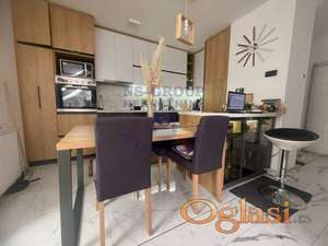 Prodaje se troiposoban stan na Novoj Detelinari