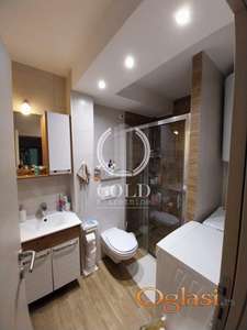 Dvosoban stan na Grbavici - cena nije fiksa!