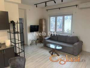 Uknjižen renoviran stan - Trg Republike ID#4014