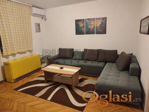 Izdaje se odličan jednoiposoban stan kod Medicinskog fakulteta, 46m2