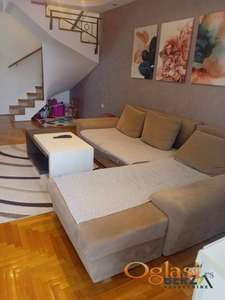 KOMFORAN DVOETAŽNI STAN - NOVA DETELINARA