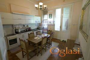 Odlicna nekretnina u strogom centru grada 250m2