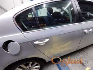 Pasat b7 zadnja leva vrata kod boje LAR9Z