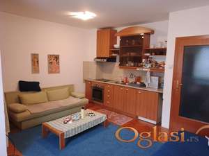 Izdvajamo odlična garsonjera ,odmah useljiva!