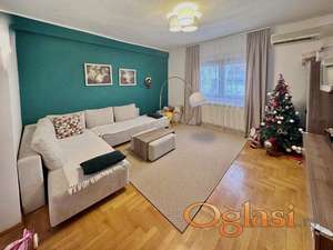 Komforan dvosoban stan sa terasom i parkingom ID#2524