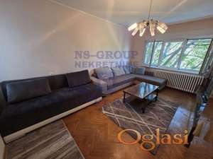 Fenomenalan uknjižen dvosoban stan na Limanu 2!