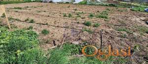 Prodaje se plac izmedju Petrovaradina i Bukovca