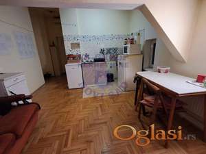 Jednoiposoban stan na Socijalnom!