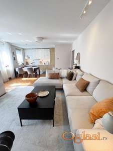 Četvorosoban stan 102m2 na Cara Dušana - potpuno namešten - VLASNIK