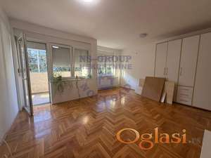 Dvosoban 67m2 Nova Detelinara