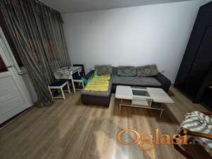 Sajam/Banatić, 45m2. Dvosoban stan. 