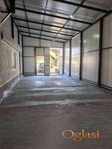 Izdajem halu 75m2 u Veterniku
