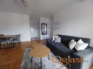 Izdaje se četvorosoban stan na Podbari.