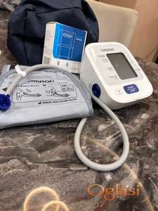 Prizma omron aparat za pritisak sa ispravljačem