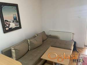  NAMEŠTENA PET FRIENDLY GARSONJERA SA PARKINGOM NA ROTKVARIJI