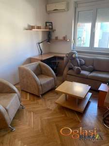 NAMEŠTEN JEDNOIPOSOBAN STAN, GRBAVICA