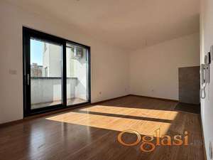 Retko u ponudi! Centar Novog Sada!