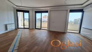 Nov stan na Grbavici, 120m2