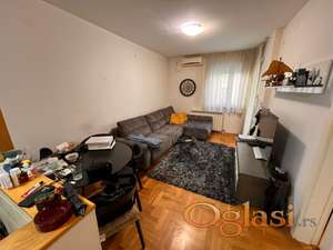 Prodaje se - jednoiposoban stan - Bulevar cara Lazara