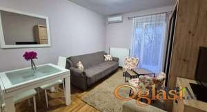  LEPO NAMEŠTENA GARSONJERA KOD SOCIJALNOG