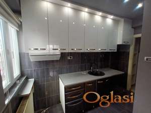 Dvoiposoban odličan stan na Grbavici 63m2-polunamešten!