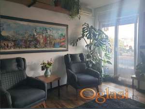 Izdaje se luksuzno namešten jednoiposoban stan na Podbari – 35m²