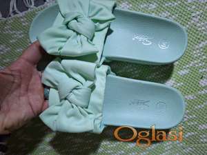 Novo papuce na platformu