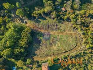 Odličan plac na Popovici 1488m2